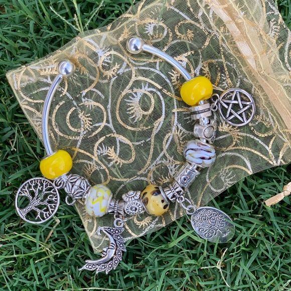 SUMMER SUN BRACELET 💛💛 - Picture 3 of 7